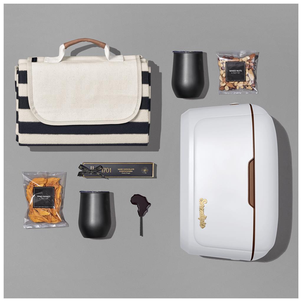 Yatta Outdoor Indulgence Hamper